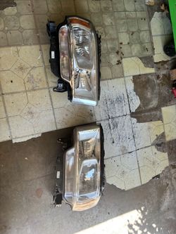 2020 Ram 2500 headlights