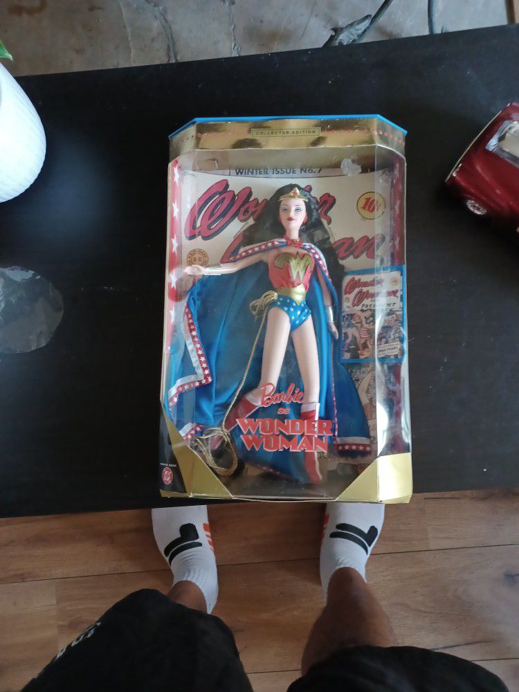 Barbie Wonder Woman Collector edition