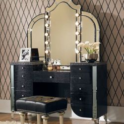 Makeup Vanity with Mirror