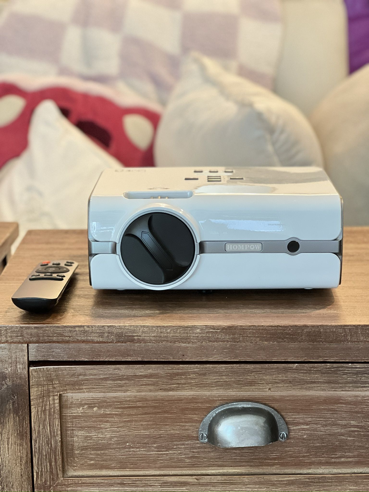 LED Bluetooth Projector