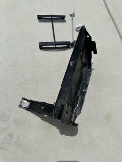 Battery tray