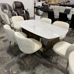Modern Stylish Sintered Stone Dining Table With 6 Chairs (1/19)