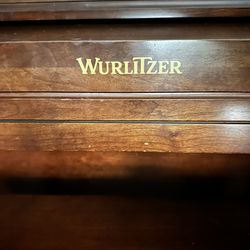 Wurlitzer Upright Classic Piano