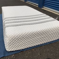 Leesa Hybrid Mattress ! Brand New Twin XL Mattress ! Twin Mattress Hybrid Mattress ! Free Delivery