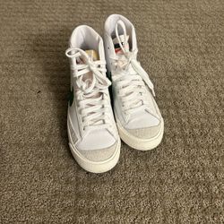 Nike Blazer Mid 77 Vintage Pine Green