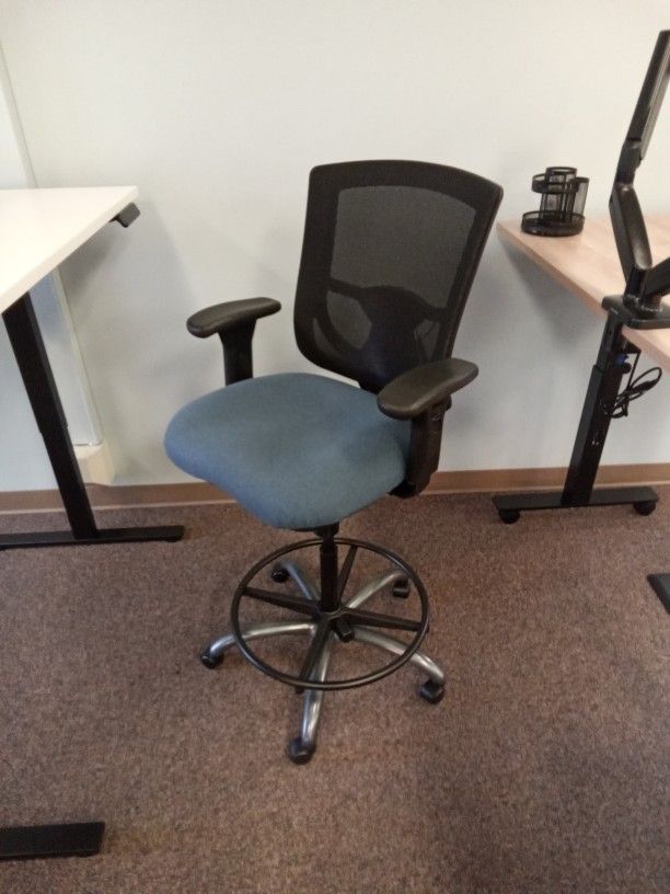 Drafting Chair Coolmesh Pro - New