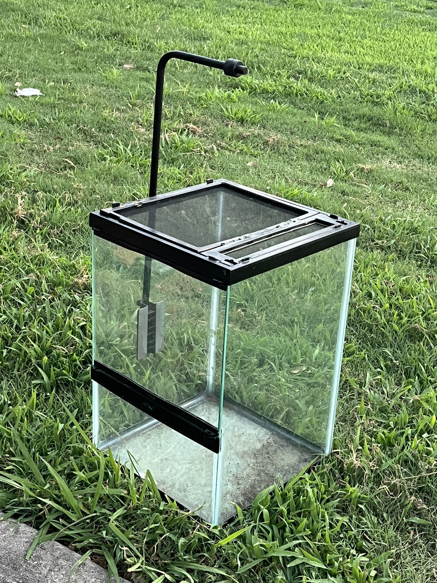 Jaula Para Lagartijas O Culebras (Cage For Gecko Or Small Lizards