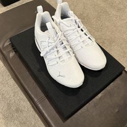 PUMA SHOES *NEW* 11.5