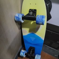 Skatebosrd -Landyachtz / Pocket Knife Water Color 