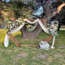 Personalized Wedding Arches – Build Your Dream Ceremony Setup memory hour