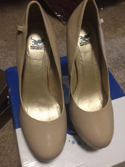 Shiekh high heels nude color size 7