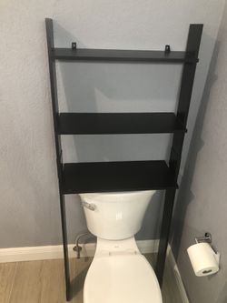 Bathroom shelves