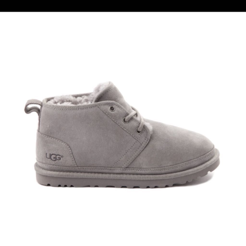 Brunel Short grey Ugg Boots size 8 women’s