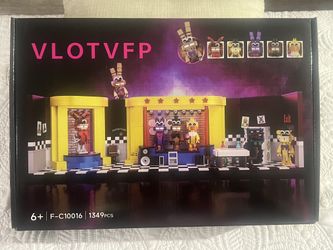 "Five Nights at Freddy's" Themed Building Blocks Stage Set (NIB)