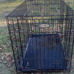 Metal Pet Crate Medium 35" Long 22" Wide 24" High
