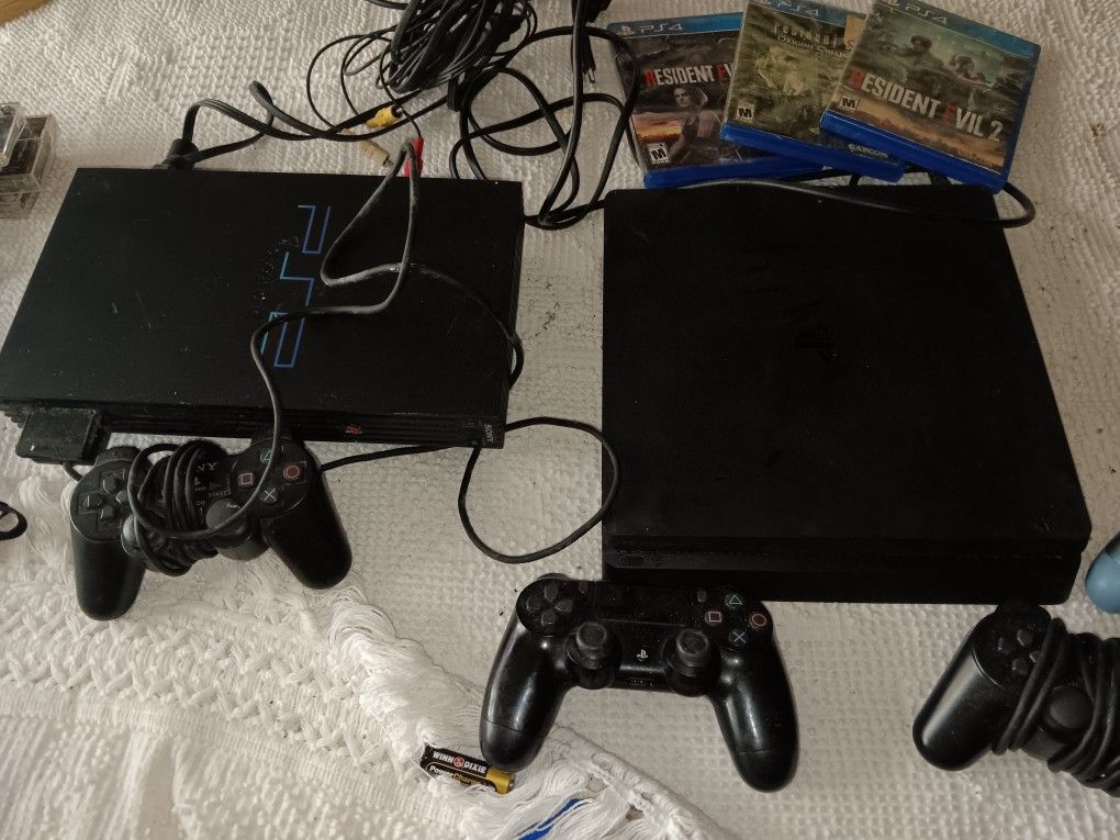 Ps4 Slim And Ps2