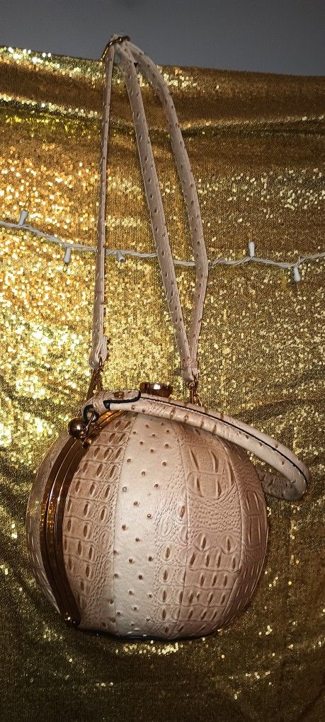 Women's /Purse/Bag/Ostrich Embossed Round /Double Strap) Crossbody