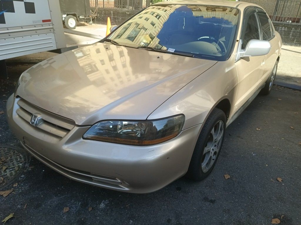 2002 ACCORD FOR PARTS ONLY 