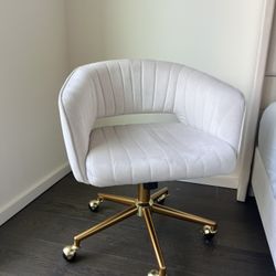Cream Desk Chair