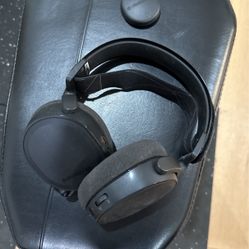 Steele Series Arctics 7