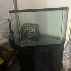 Aquarium Tank 60 Gallons With Stand 