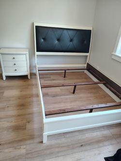 Queen bed and nightstand (plus free box spring)