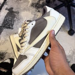 Travis Scott Reverse Mocha 