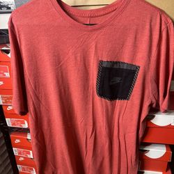Nike Red Tee Shirt Size Large Men’s Used 