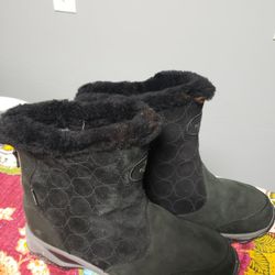 New The North Face Snow Boots Size 9 1/2 