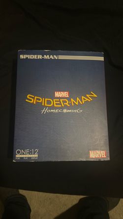 Mezco Homecoming Spider-man