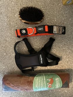 Large Puppy Starter Kit• Dog Harness• Dog Collar• Dog Snuffle Mat• Dog Brush