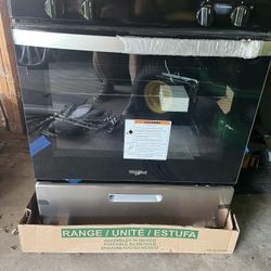 Brand New Whirlpool Range