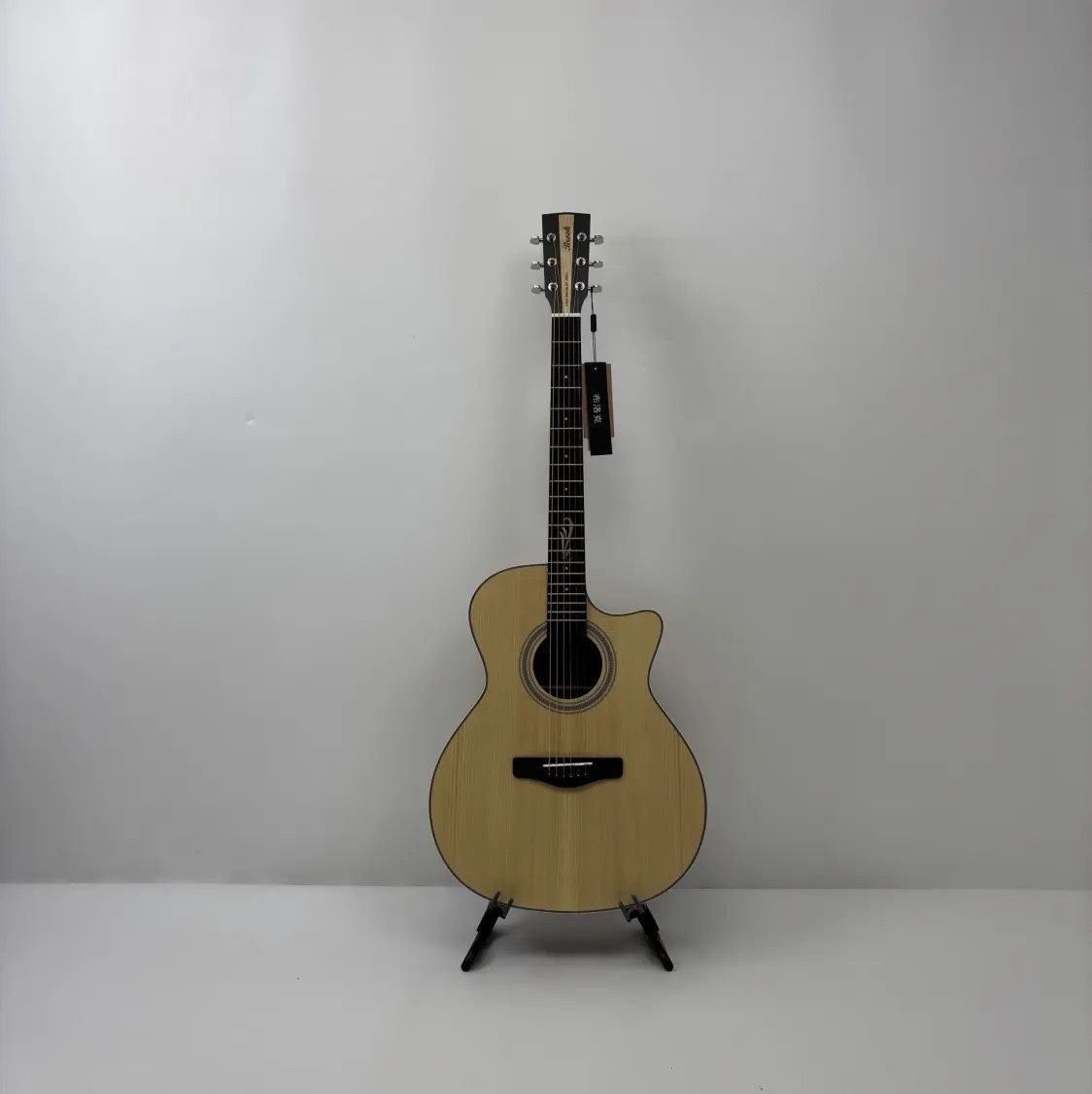 Brook V12N-ACM