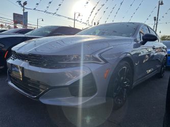 2022 Kia K5 GT-Line
