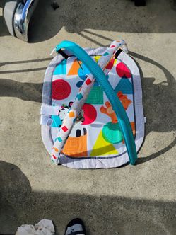 Baby Einstein 4 in 1 ki kin tunes music and language play gym