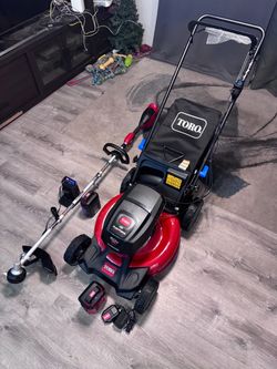 IMMEDIATELY AVAILABLE BRAND NEW TORO RECYCLER 60 V MAX 21 INCH CORDLESS SELF-PROPELLED LAWNMOWER 5Ah AND FLEX FORCE 60 V MAX 16 INCHES STRAIGHT SHAFT 