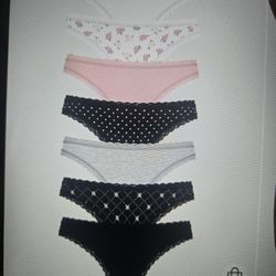 Victoria Secret Panty New. 7 × $27.