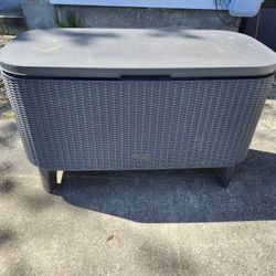 Keter Bevy Bar Table And Cooler Combo
