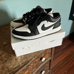 Air Jordan 1 Women’s Size 10