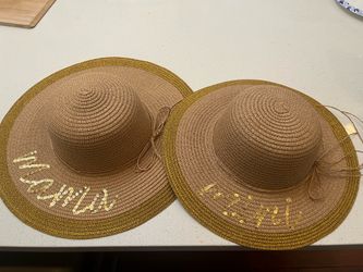 Mom and daughter sun hats
