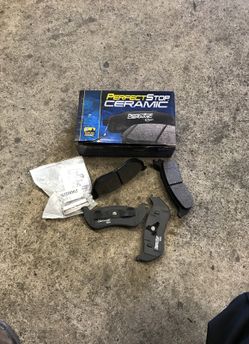2003 Ford Explorer rear brake pads