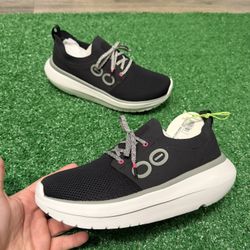 New OOFOS OOMY STRIDE Shoes Womens Size 9 Black and White With Tags Comfy $170