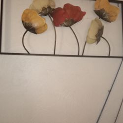 Metal Poppy Flowers Wall Hanging