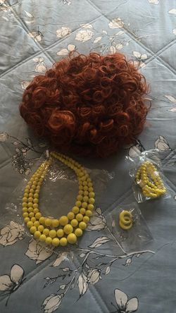 Red Curly Wig with Yellow Bead Jewelry Set