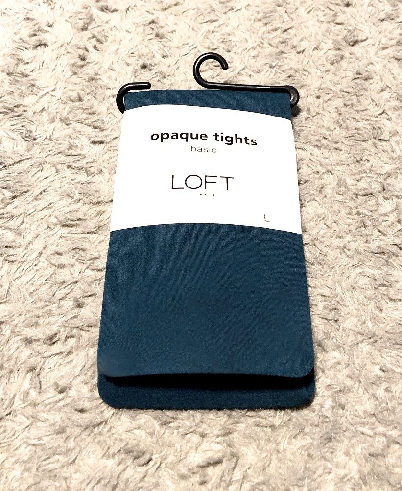 New! Women’s Loft oblique tights paid $13 size Large Brand new! Never worn color “teal night”.