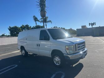 2008 Ford E-350