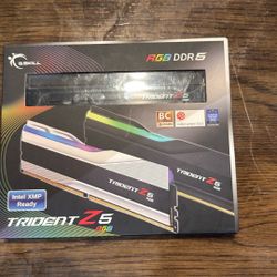 Trident Z5 RGB Back 64gbs 6400 CL32
