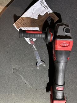 Milwaukee 4 1/2 - 6 inch braking grinder .