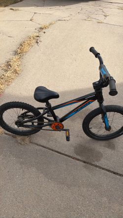 16” Specialized Hot rock 