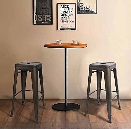 Bar Stools 